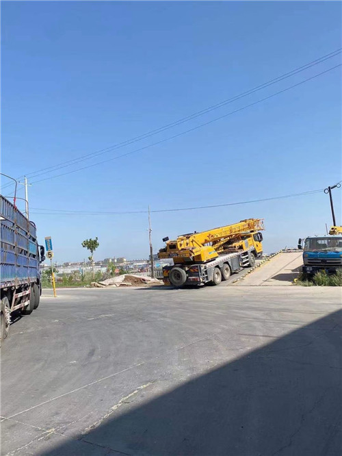 夏邑县25吨吊车的租赁价格大概是多少？